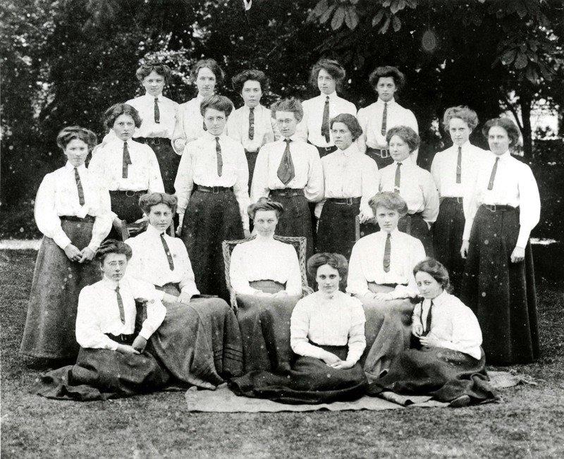 Student group circa 1900